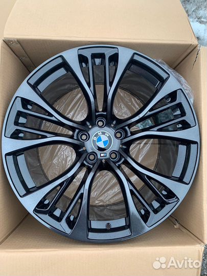 Диски r20 BMW 599 стиль