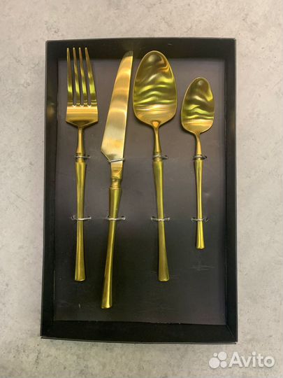 Столовые приборы