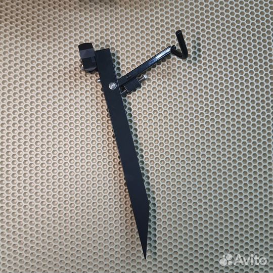 Подставка стойка для удочки с замком