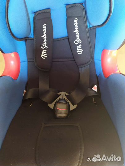 Детское автокресло