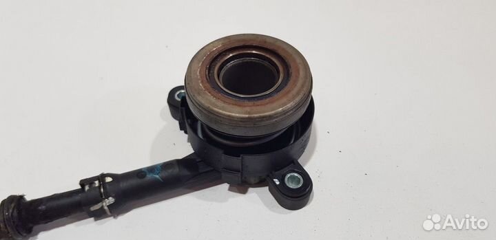 Цилиндр сцепления рабочий с выжимным