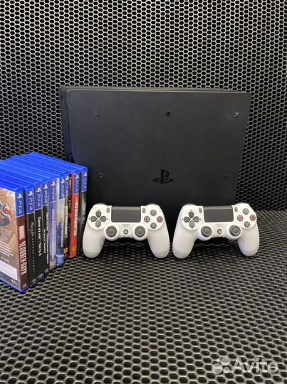 Sony PS4 PRO джойстик + игры в подарок