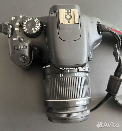 Зеркальный фотоаппарат Canon 550d