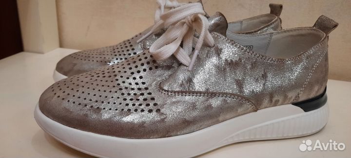 Ботиночки женские натуральная кожа 38