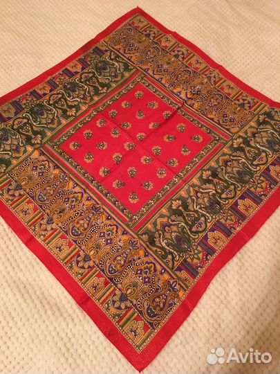 Шарфы как в к/ф Слово пацана и винтажные платки