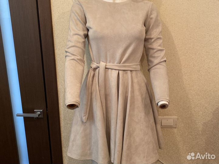 Платья женские