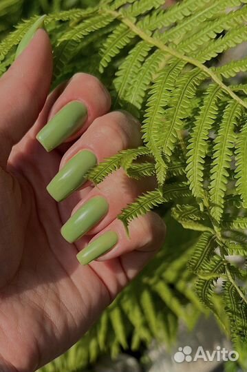 Маникюр с покрытием гель-лак, наращивание ногтей