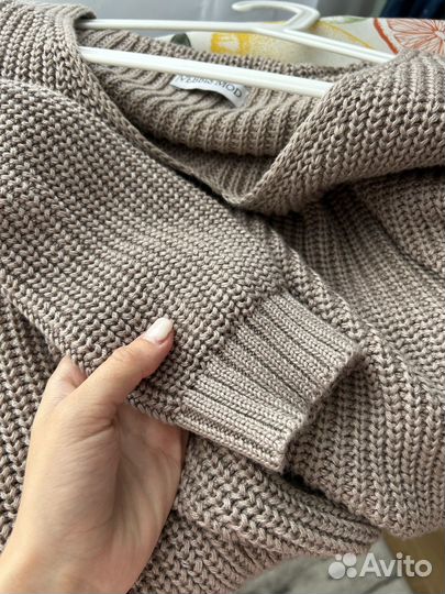 Свитер вязаный оверсайз