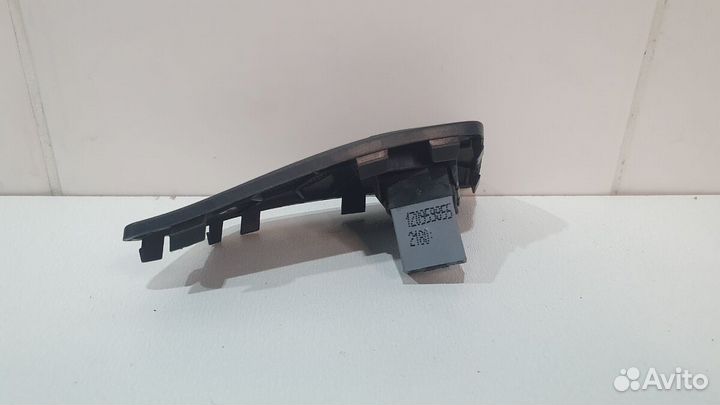 Кнопка стеклоподъемника Octavia (A5 1Z) 2004-2013