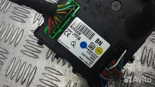 Блок управления renault koleos (LNI04NC01)