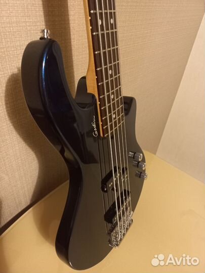 Бас гитара 5 струн Godin Freeway5
