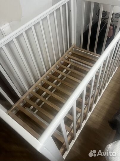 Продам кроватку Happy Baby