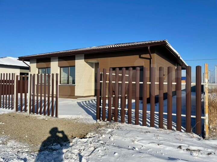 Коттедж 182,3 м² на участке 9 сот.