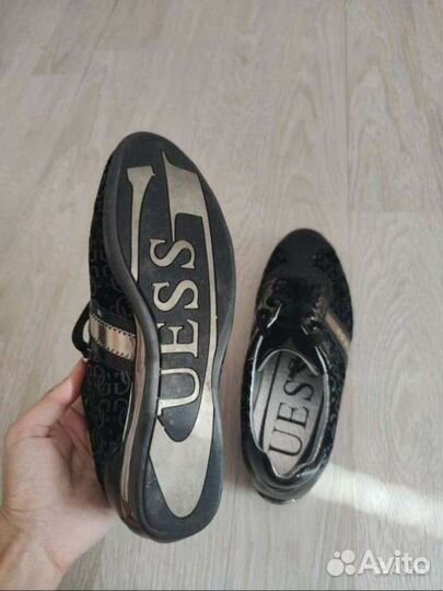 Обувь женская Guess
