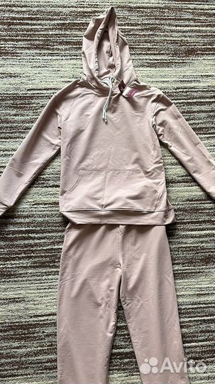 Костюм спортивный