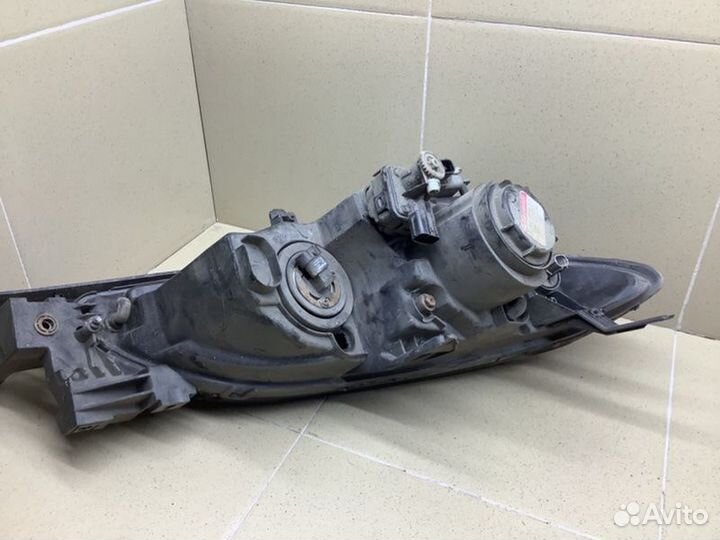 Фара левая левая Mazda 3 BK LF5002300A 2006