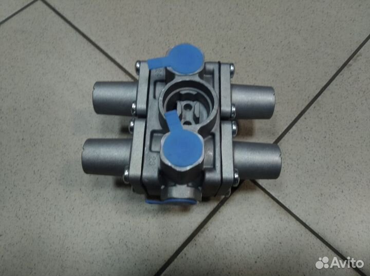 Клапан защитный 4-х контурный volvo/Scania