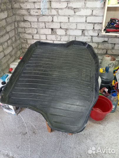 Коврик в багажник Ниссан тиида