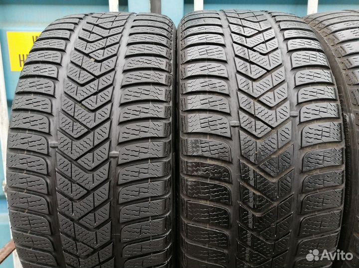 Pirelli Winter Sottozero 3 245/40 R18 97V