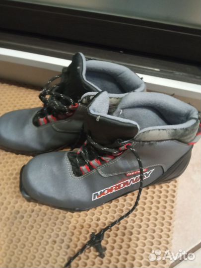 Лыжные ботинки 41 размер sns