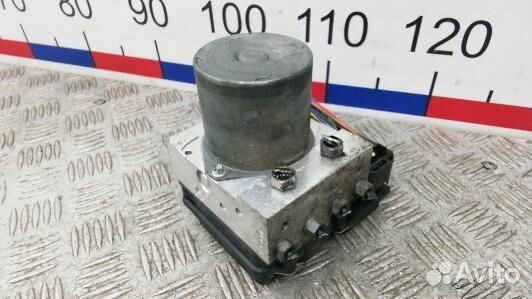 Блок ABS BMW X3 E83 (LEA06KW01)