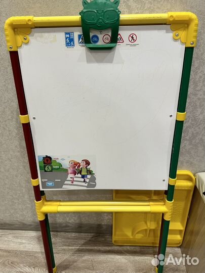 Детский доска мольберт