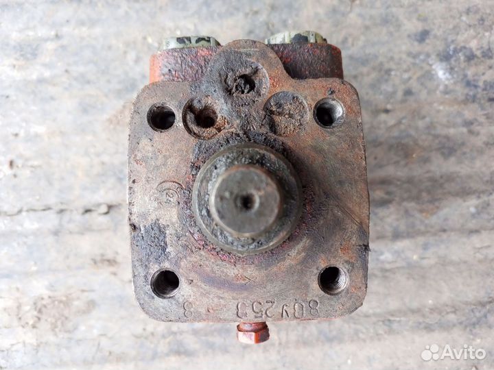 Насос дозатор рулевой ек-14