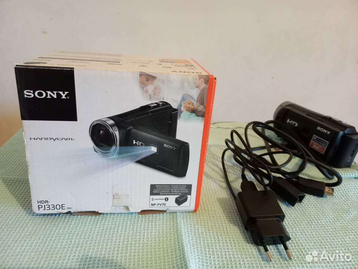 Видеокамера sony