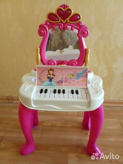 Пианино+ космитичка