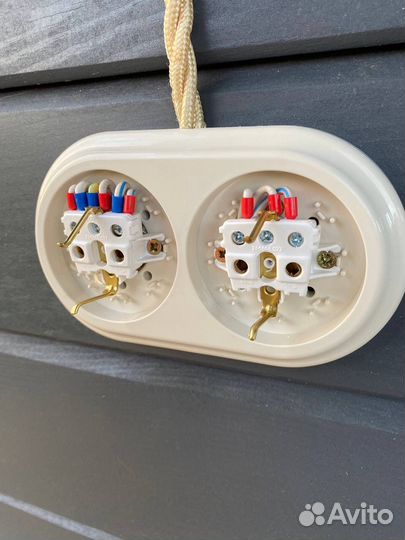 Электромонтаж в деревянных домах, электрик