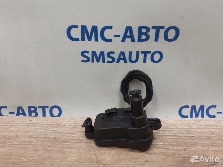 Замок лючка бензобака Audi A6 C7 3.0TD