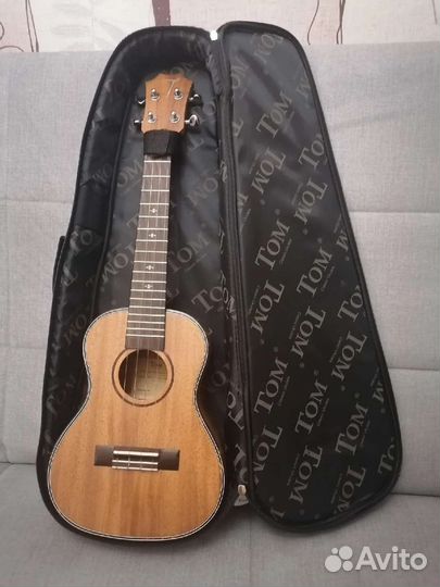 Укулеле концерт Tom Tuc-200