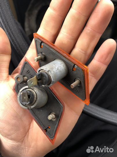 Поворотники ваз 2103