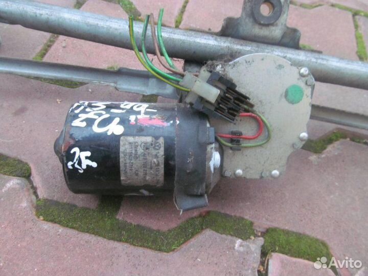 Трапеция стеклоочистителя Volkswagen Golf 4