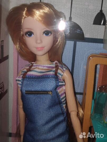 Кукла Барби