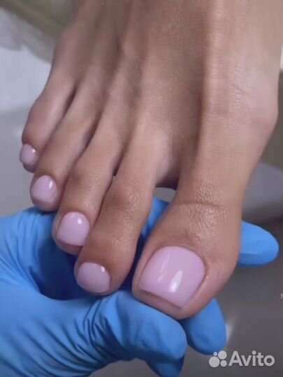Маникюр и педикюр в 4 руки без доплат