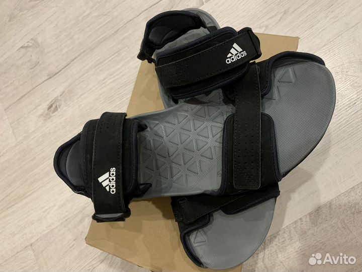 Сандалии adidas мужские