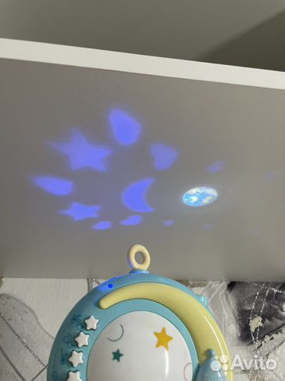 Мобиль в кроватку малыша