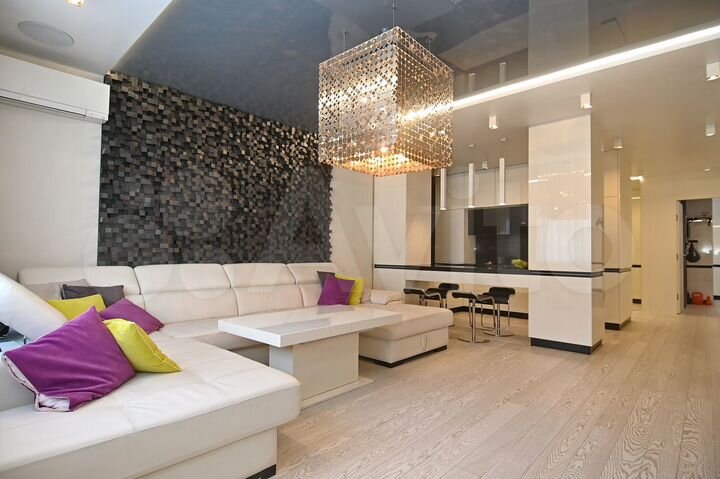 3-к. квартира, 87 м², 7/14 эт.