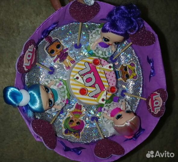 Букет с куклами лол
