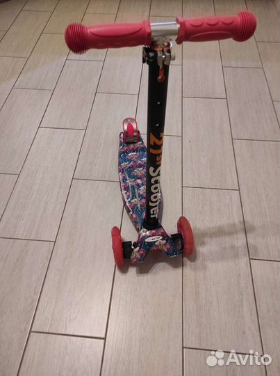 Самокат трехколесный 21st scooter