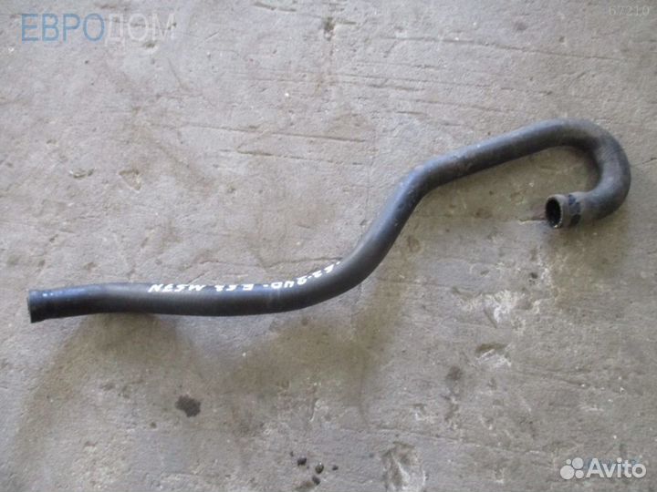 Патрубок водяной клапан - нагревательный элемент правый BMW E38 s1042448