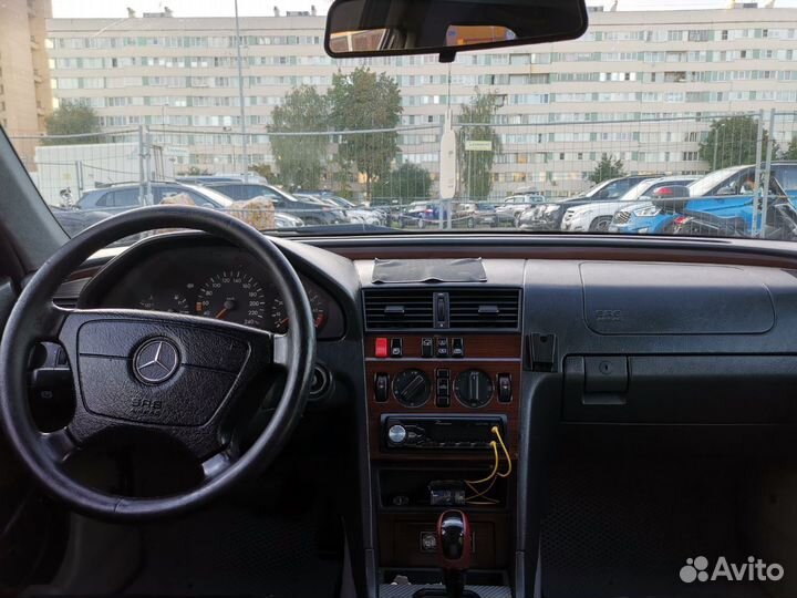 Mercedes-Benz C-класс 1.8 AT, 1994, 500 000 км