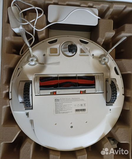 Робот-пылесос Xiaomi Mi Robot Vacuum-Mop Essential