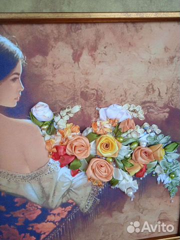 Картина вышитая шелковыми лентами