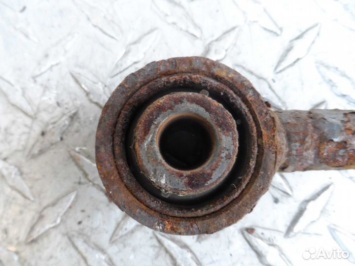 Рычаг задний правый Honda Odyssey 3