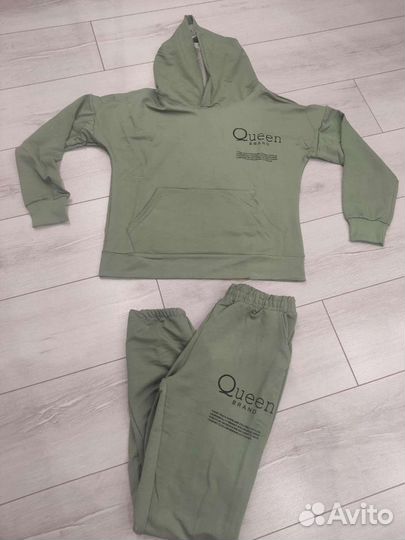 Спортивный костюм