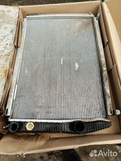 Радиатор охлаждения УАЗ patriot