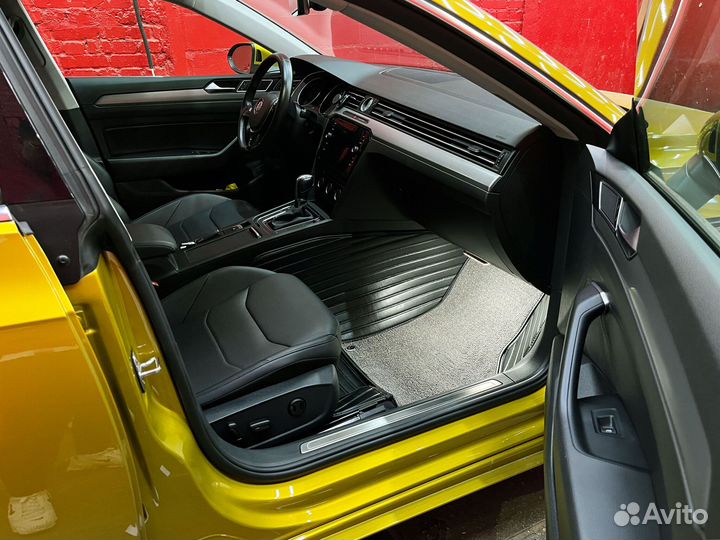 Коврик автомобильный