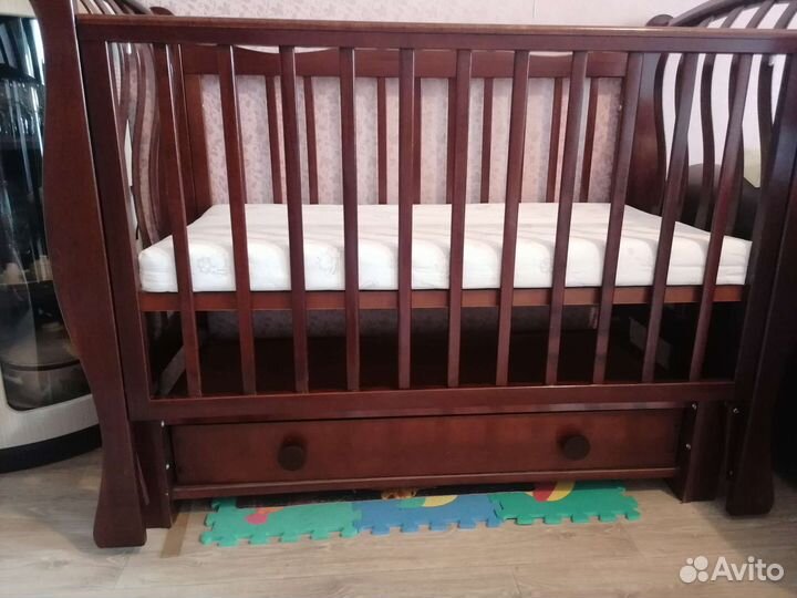 Кроватка детская